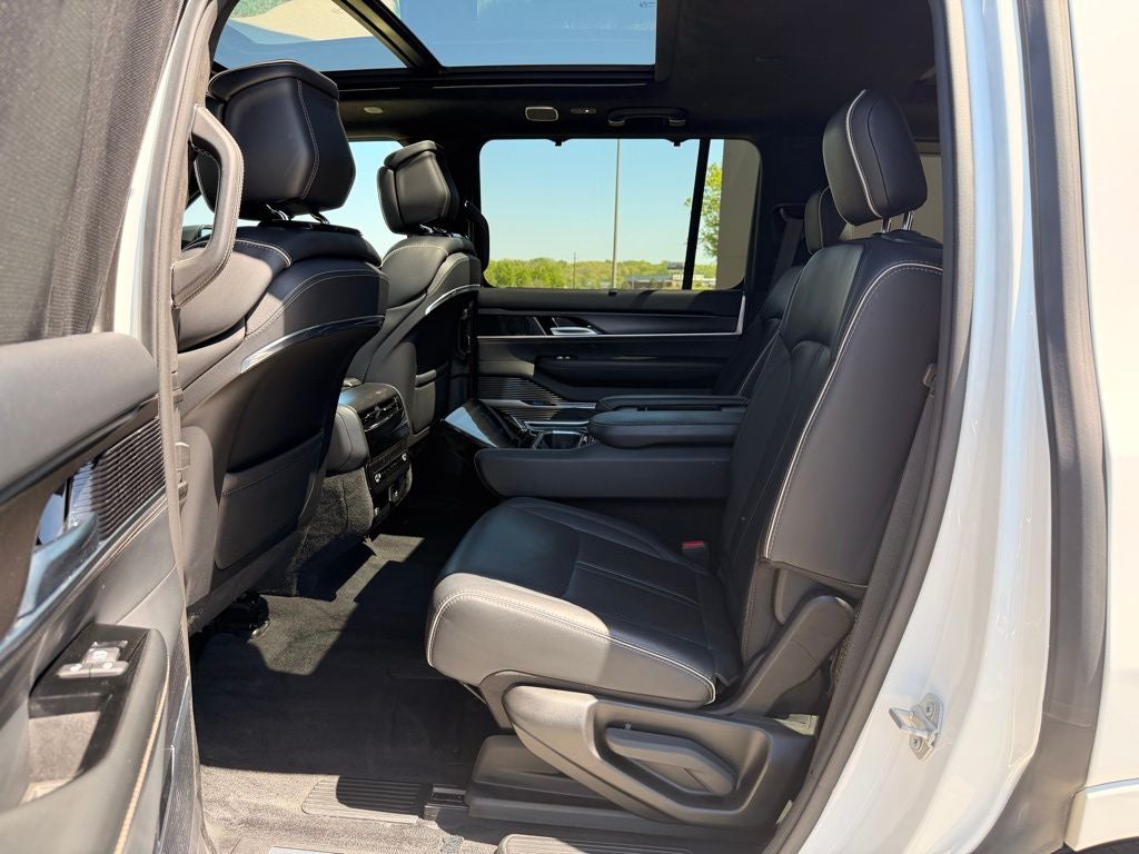 2024 Jeep Grand Wagoneer Series II