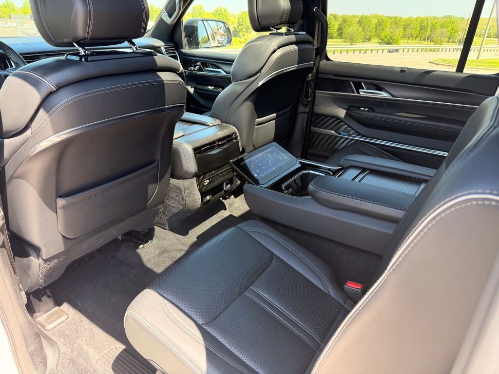 2024 Jeep Grand Wagoneer Series II