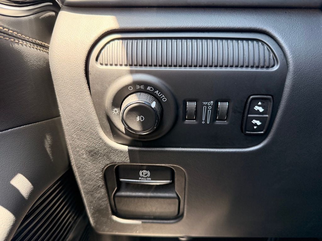 2024 Jeep Grand Wagoneer Series II