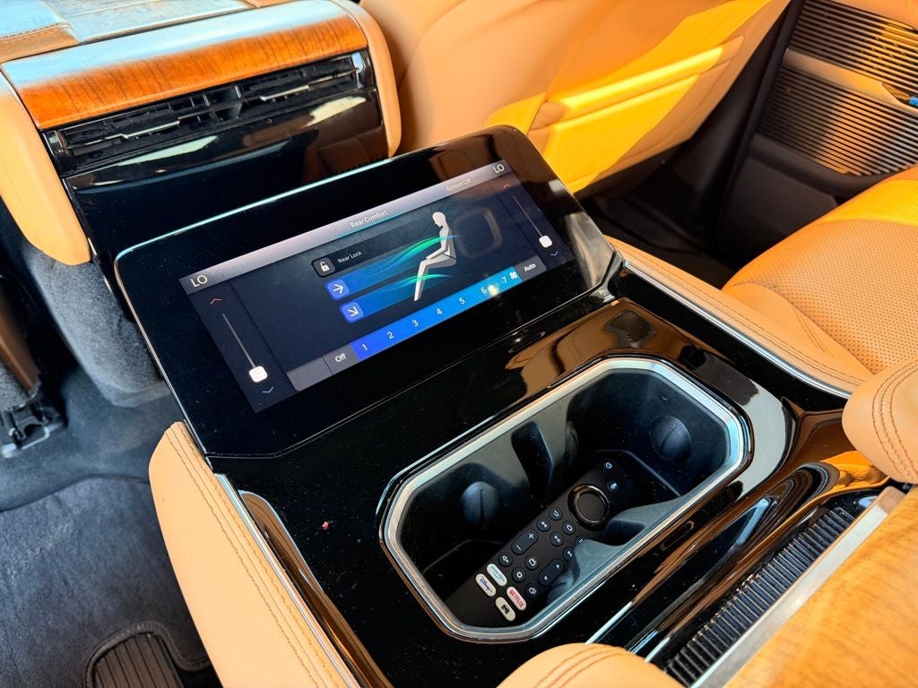 2023 Jeep Grand Wagoneer Series III