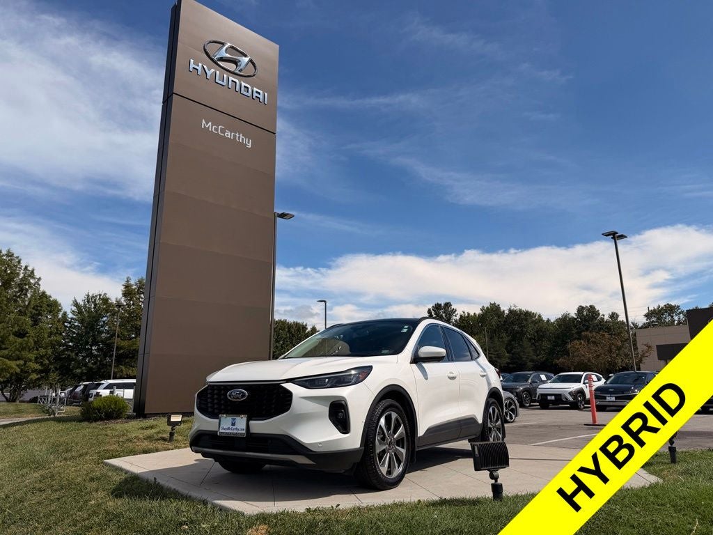 2024 Ford Escape Hybrid Platinum
