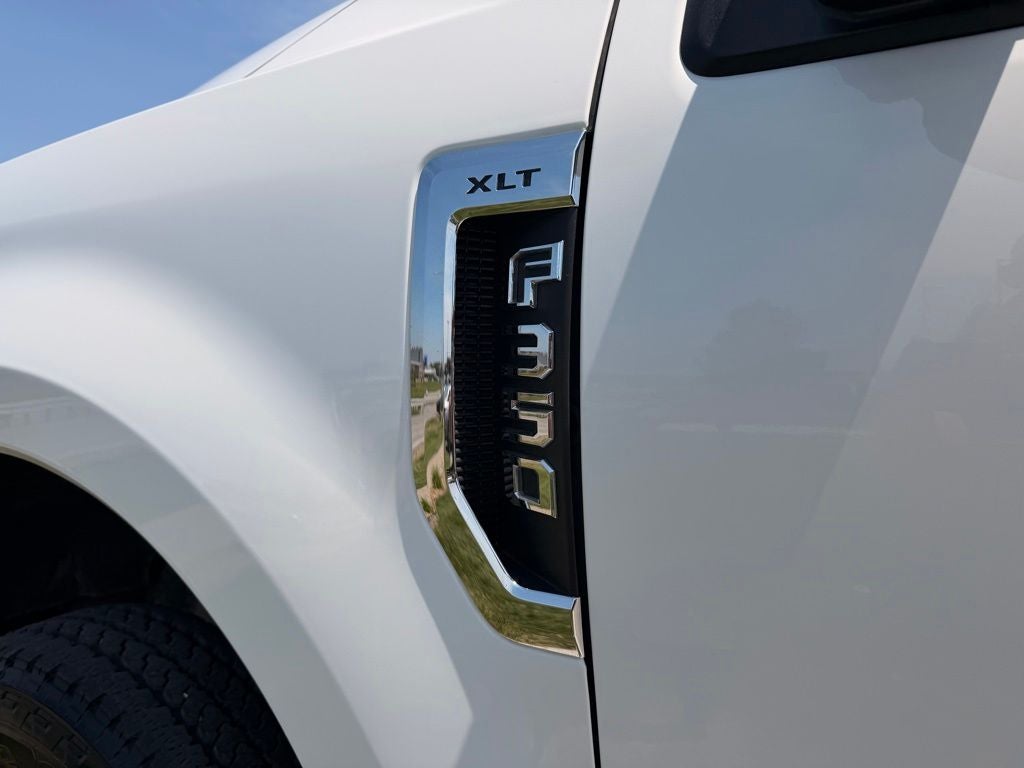 2022 Ford F-350SD XLT