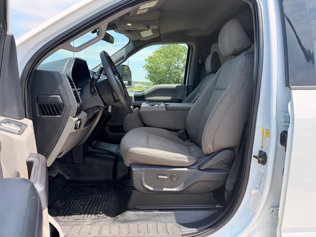 2022 Ford F-350SD XLT