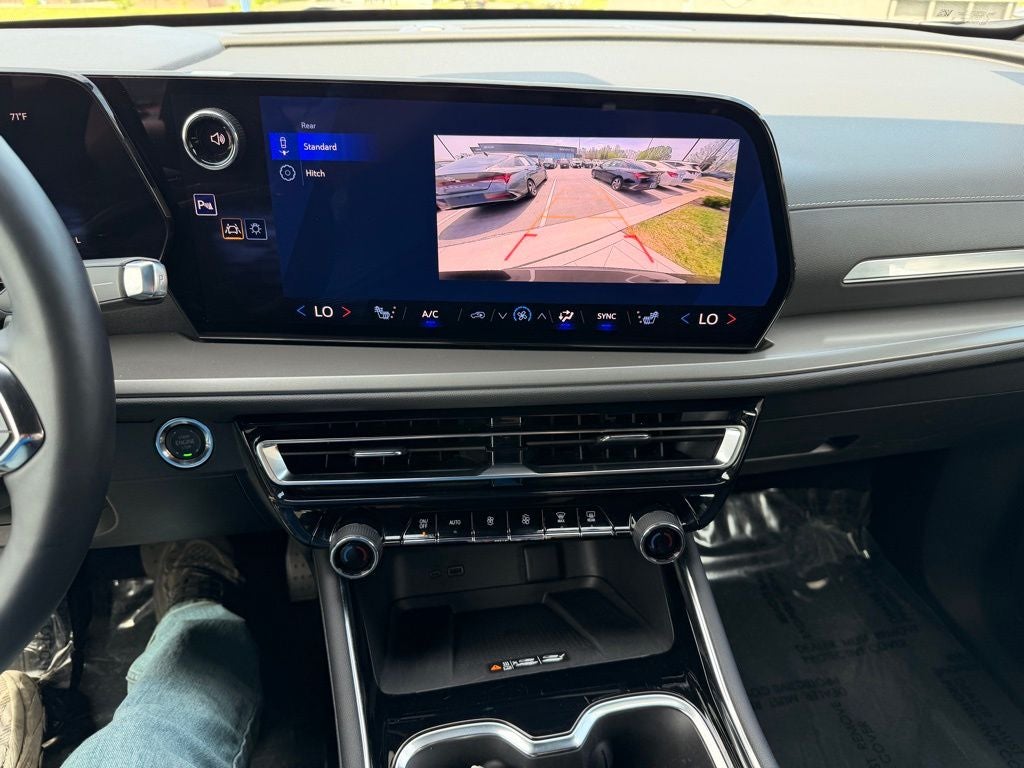 2026 Chevrolet Traverse LT 2LT