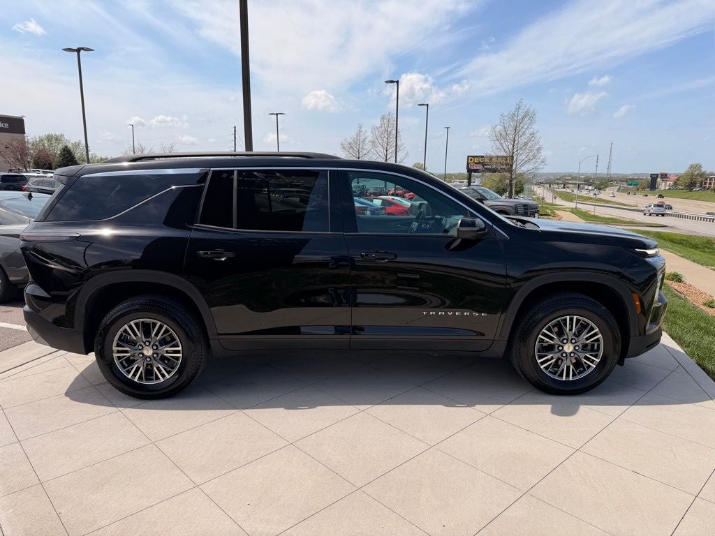2026 Chevrolet Traverse LT 2LT