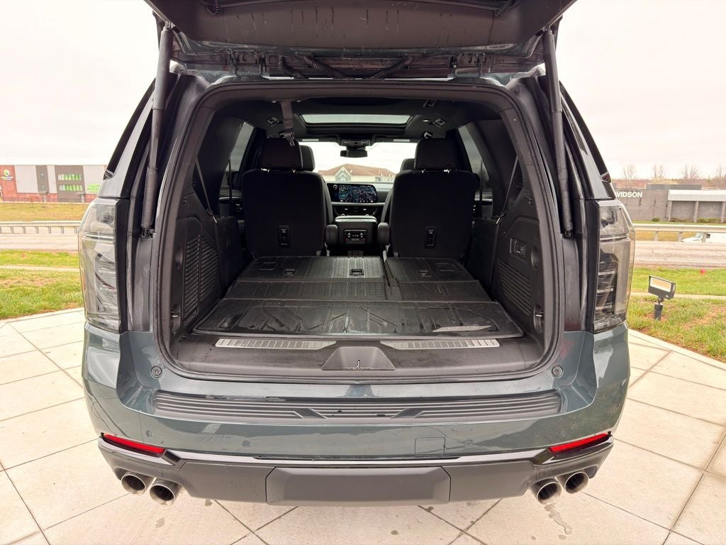 2025 Chevrolet Tahoe RST