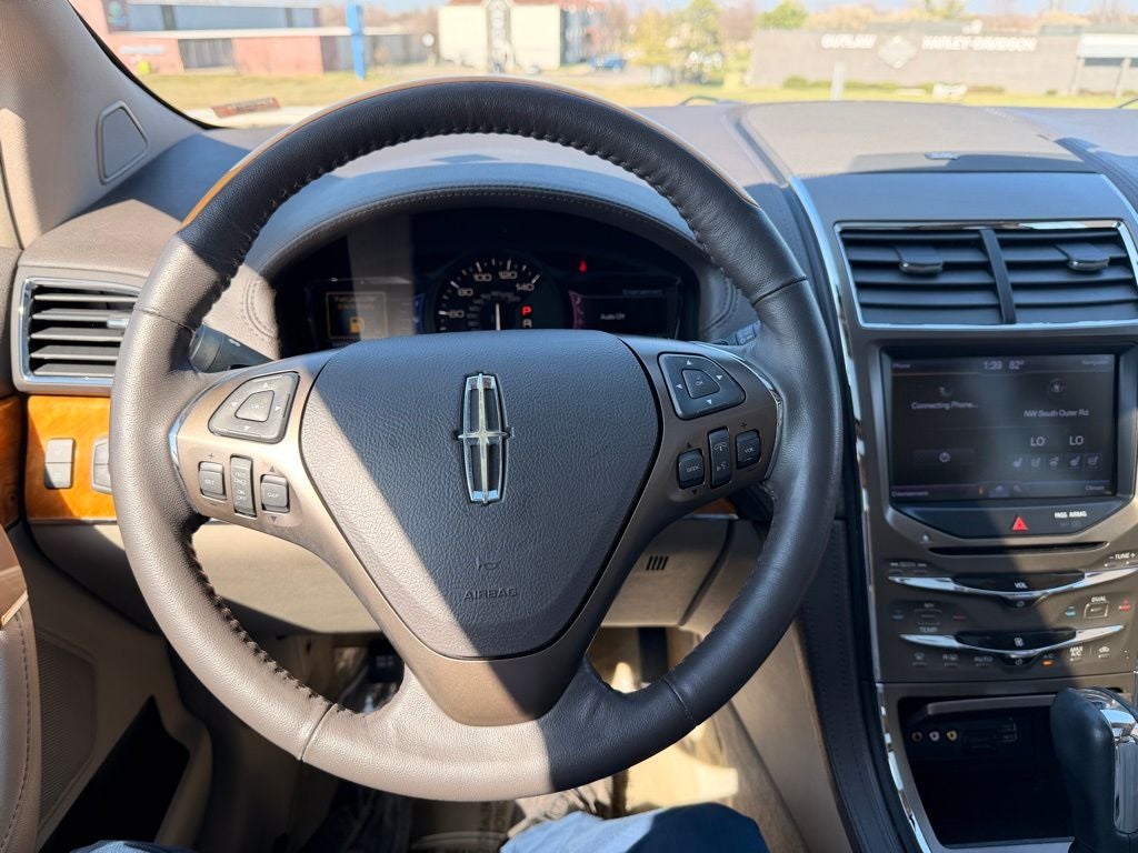 2013 Lincoln MKX Base