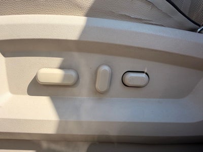 2013 Lincoln MKX Base