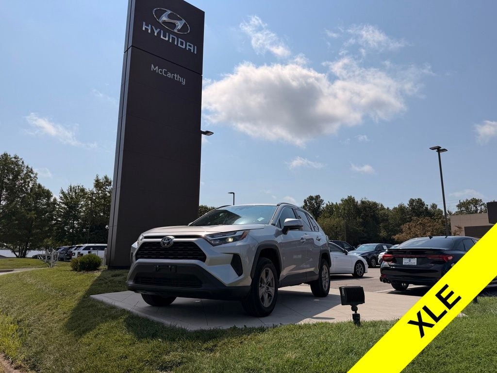 2025 Toyota RAV4 XLE