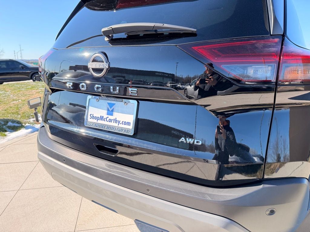 2023 Nissan Rogue S
