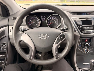 2014 Hyundai Elantra SE