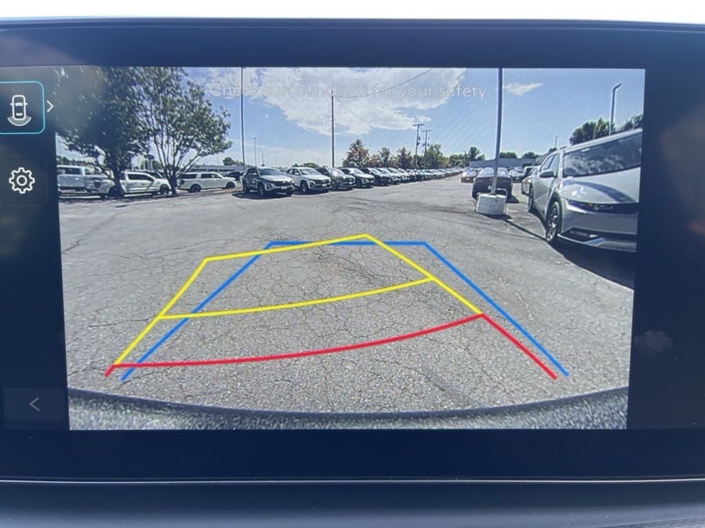 2025 Hyundai Santa Cruz SE