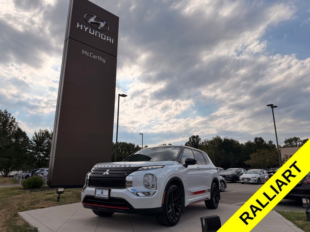 2023 Mitsubishi Outlander Ralliart