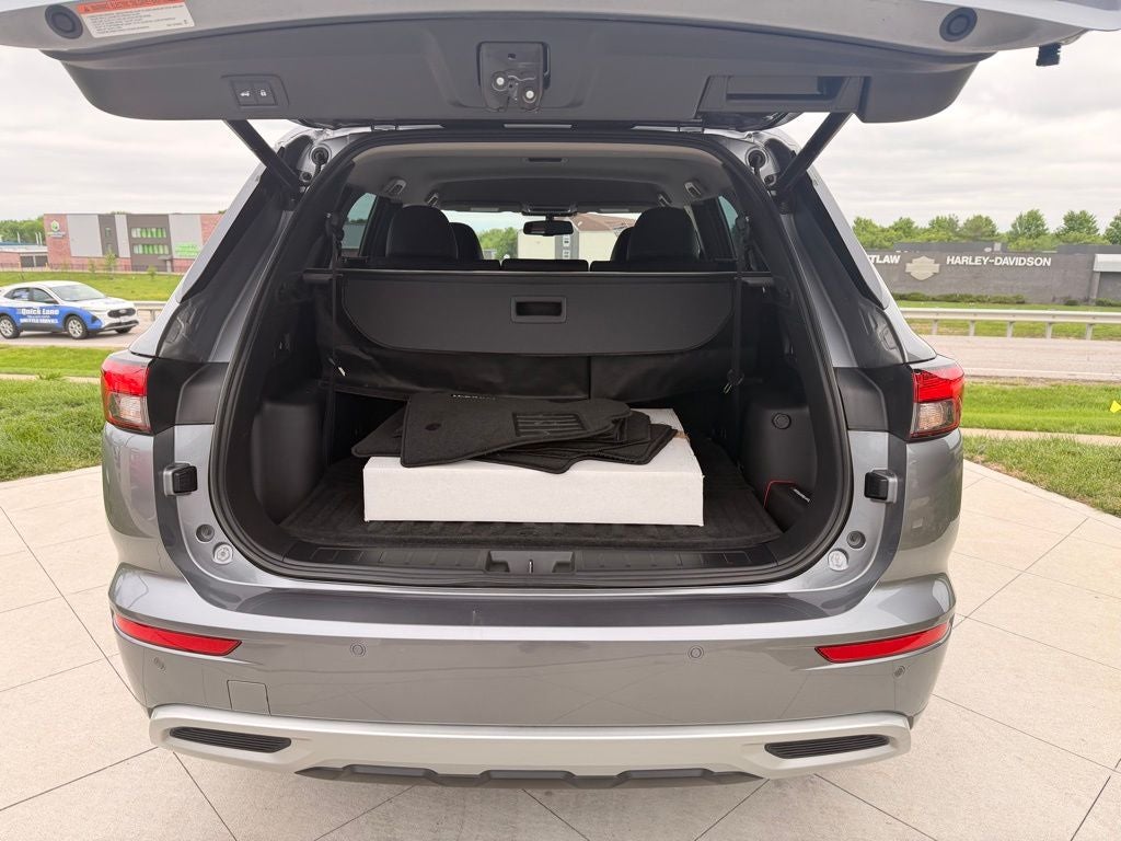 2022 Mitsubishi Outlander SEL