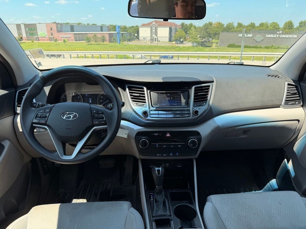 2017 Hyundai Tucson SE Popular Equipment Package