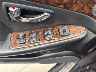 2001 Hyundai XG300 Base
