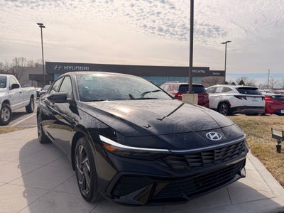 2025 Hyundai Elantra Hybrid SEL Sport