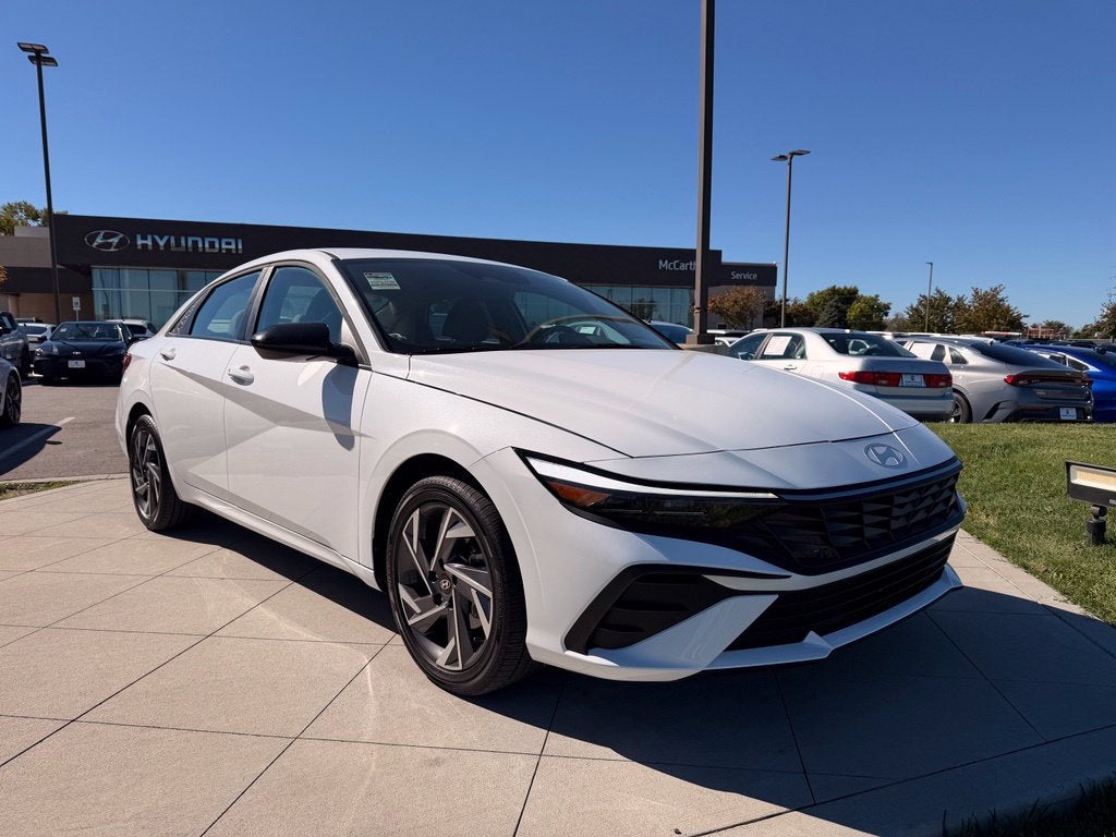 2025 Hyundai Elantra Hybrid SEL Sport