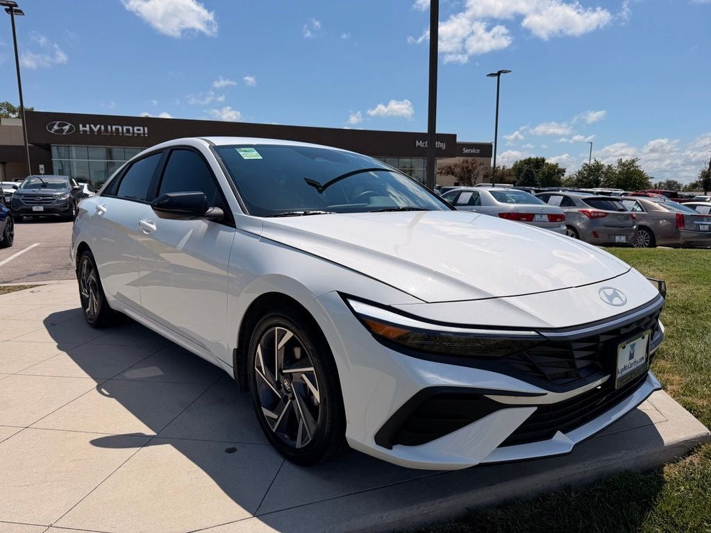 2025 Hyundai Elantra Hybrid SEL Sport