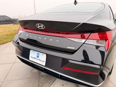 2025 Hyundai Elantra Hybrid Limited