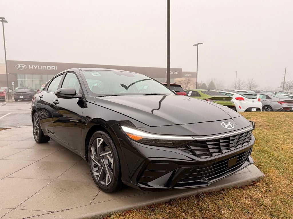 2025 Hyundai Elantra Hybrid Limited