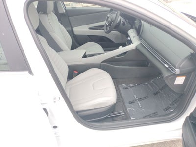 2025 Hyundai Elantra Hybrid Limited