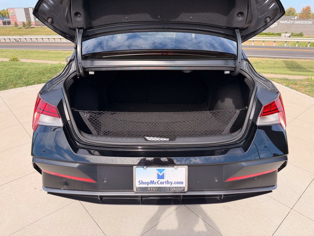 2024 Hyundai Elantra Hybrid Limited