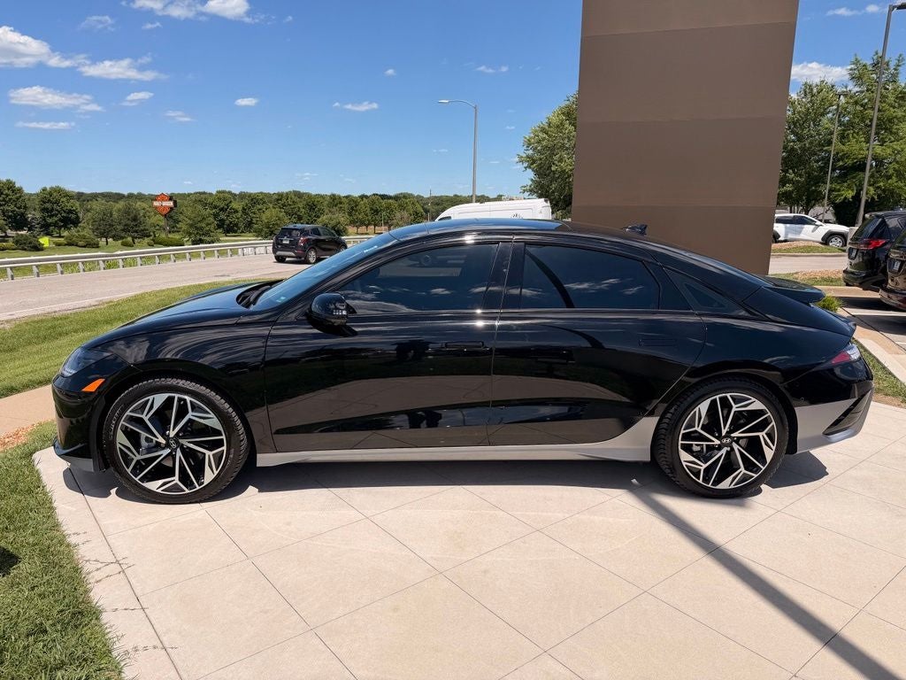 2024 Hyundai IONIQ 6 Limited
