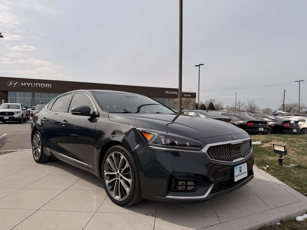 2018 Kia Cadenza Technology