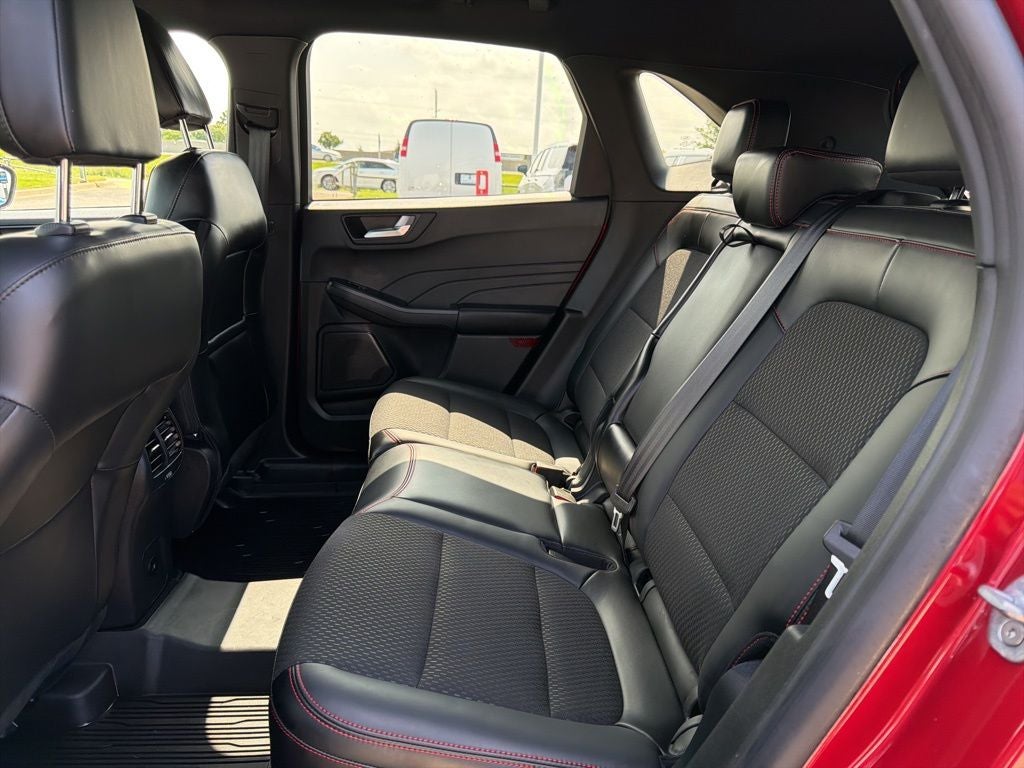 2025 Ford Escape Hybrid ST-Line
