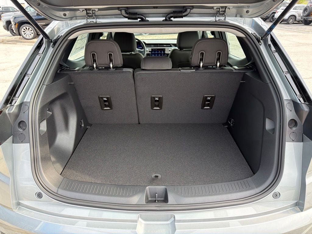 2027 Chevrolet Bolt EV LT