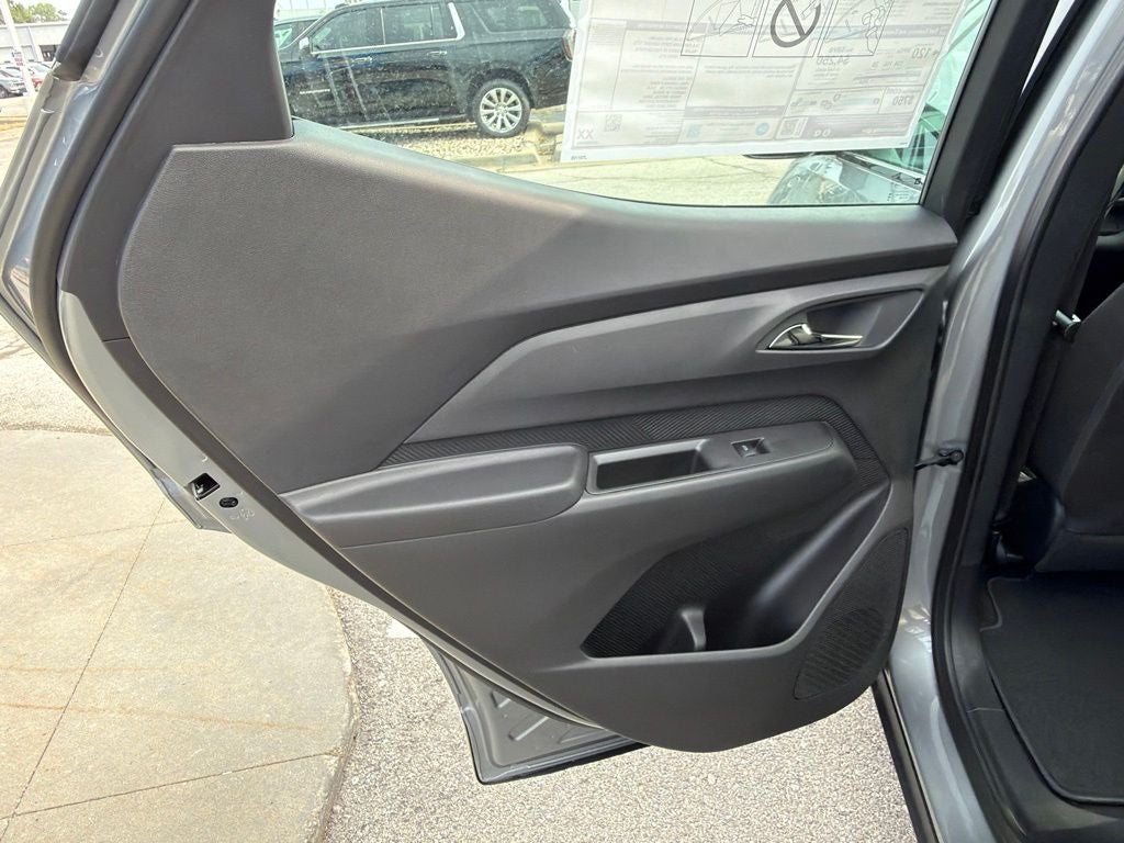 2027 Chevrolet Bolt EV LT