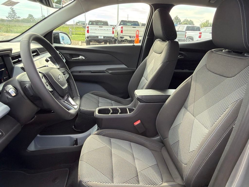2027 Chevrolet Bolt EV LT