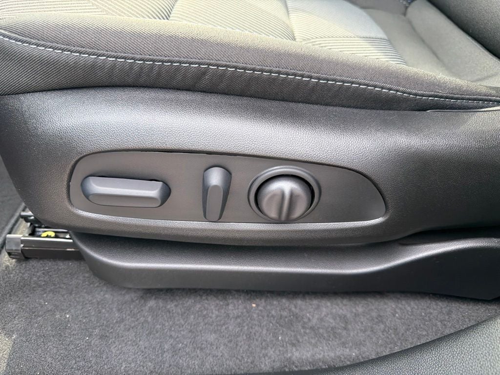 2027 Chevrolet Bolt EV LT