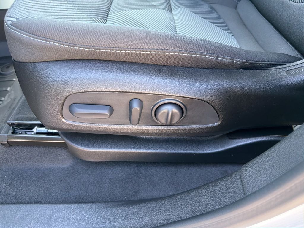 2027 Chevrolet Bolt EV LT