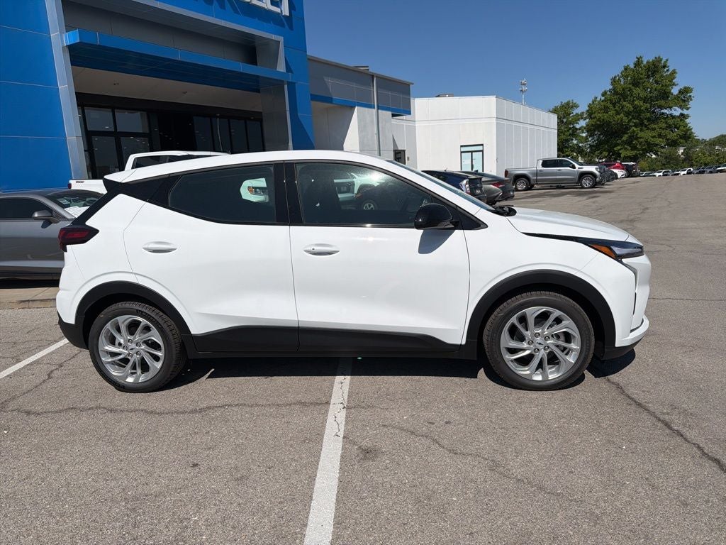 2027 Chevrolet Bolt EV LT
