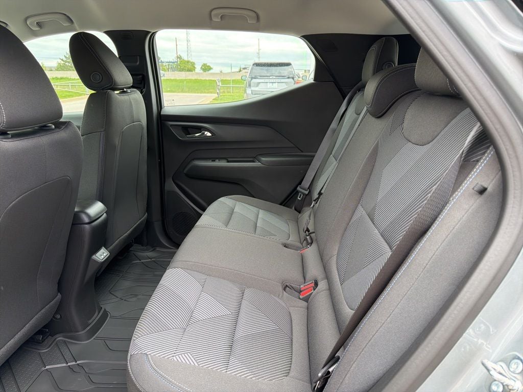 2027 Chevrolet Bolt EV LT