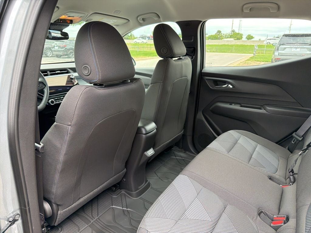 2027 Chevrolet Bolt EV LT