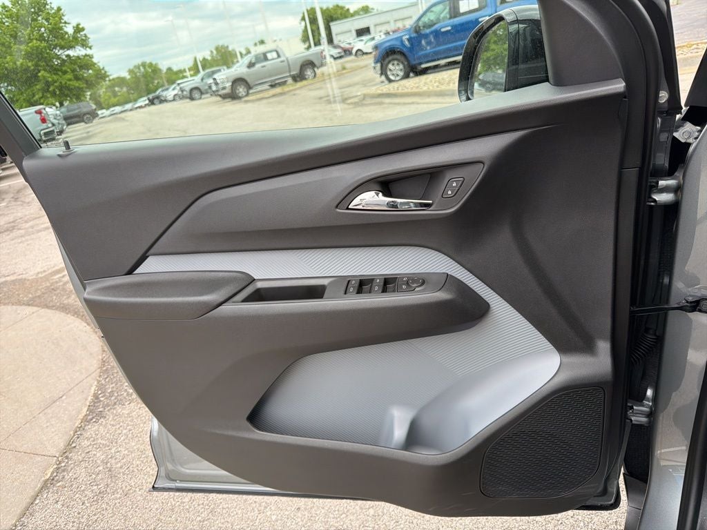 2027 Chevrolet Bolt EV LT