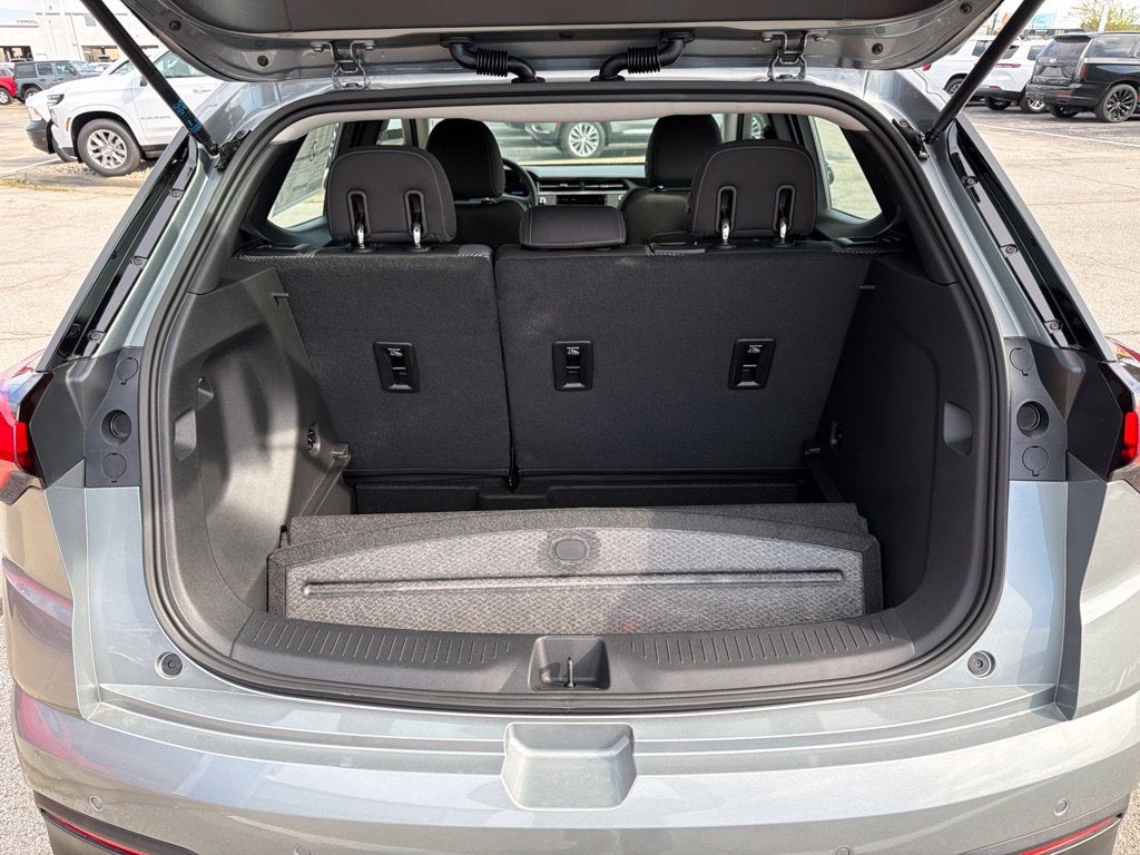 2027 Chevrolet Bolt EV LT