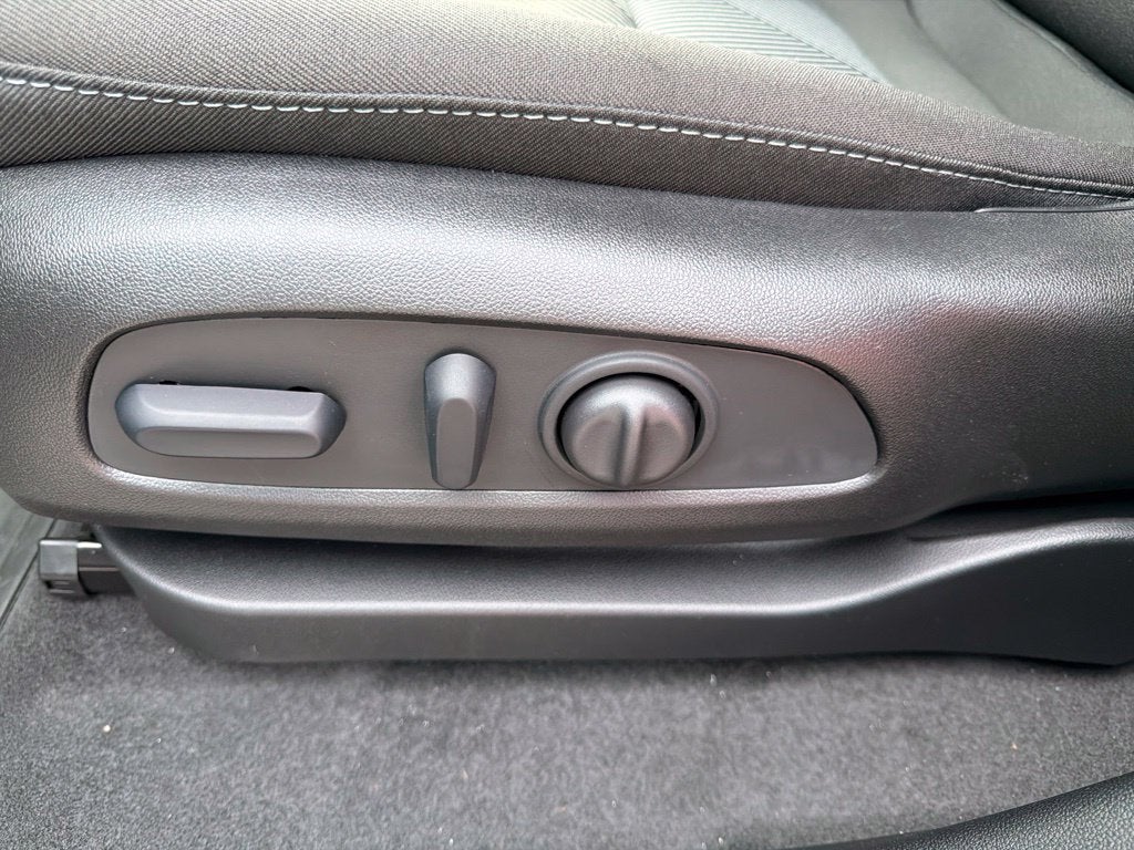 2027 Chevrolet Bolt EV LT