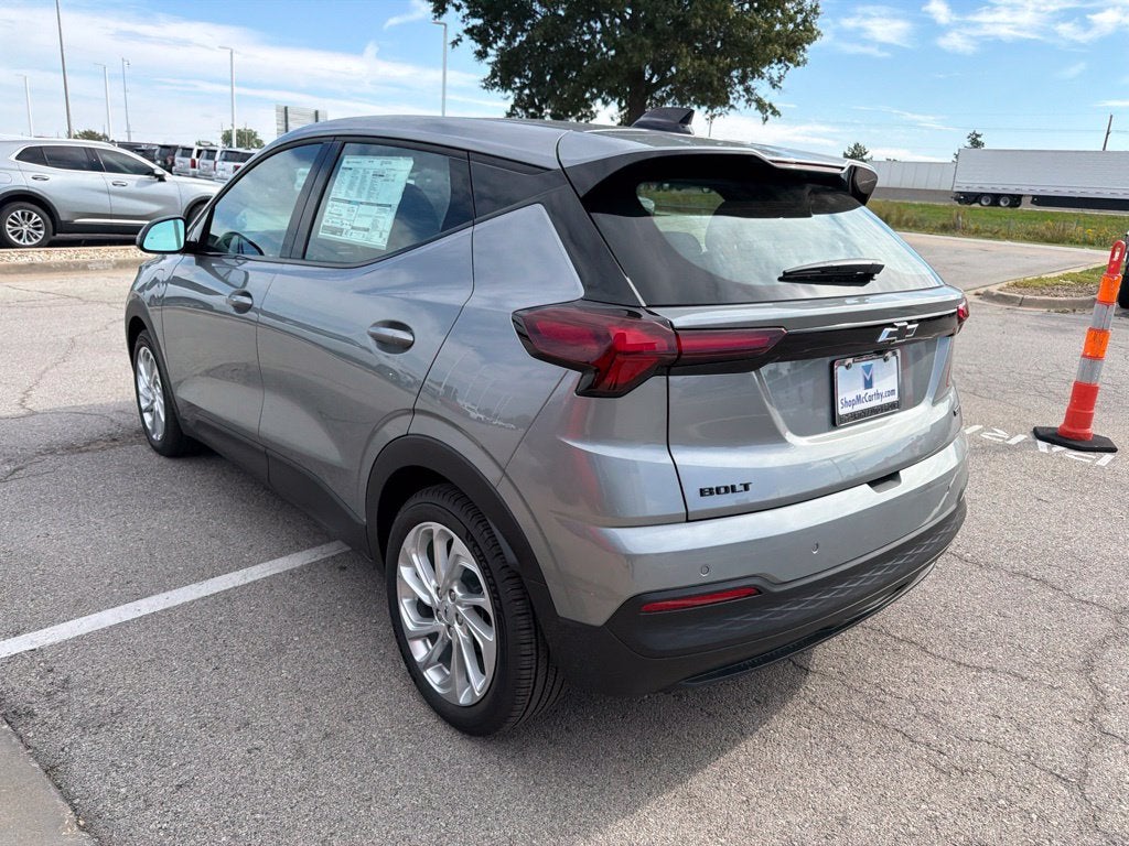 2027 Chevrolet Bolt EV LT