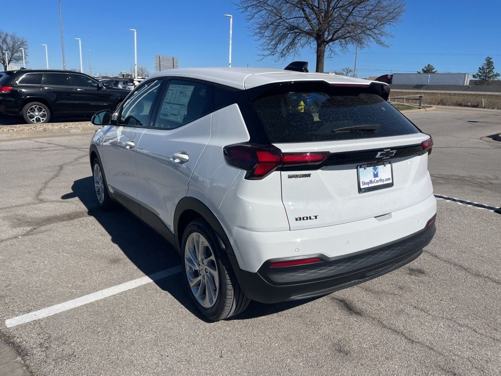 2027 Chevrolet Bolt EV LT