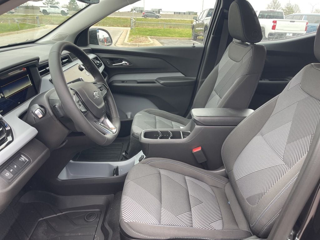 2027 Chevrolet Bolt EV LT