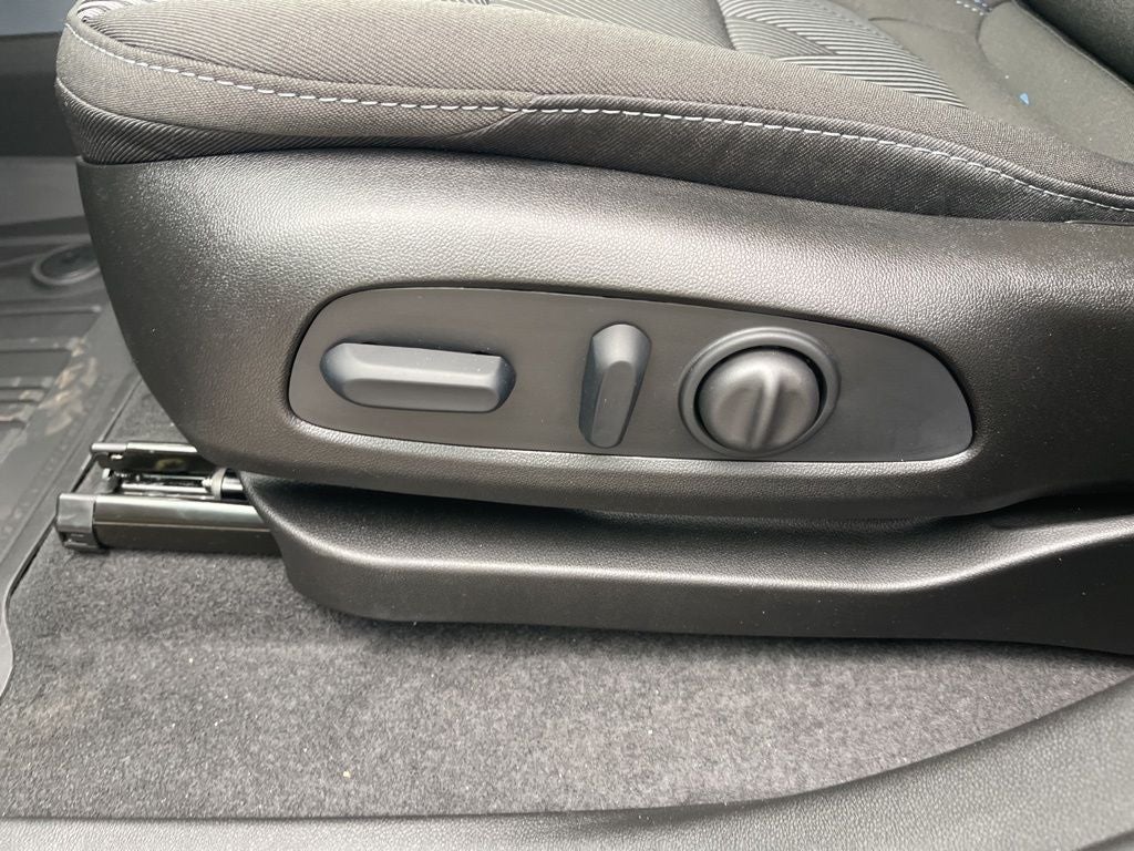 2027 Chevrolet Bolt EV LT