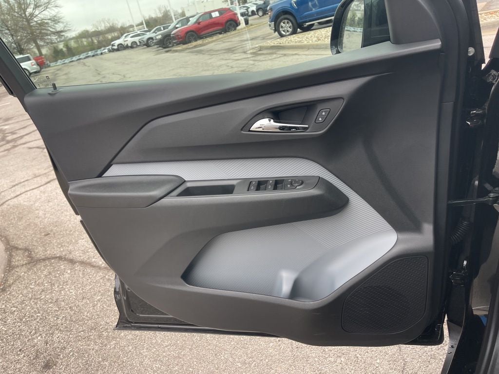 2027 Chevrolet Bolt EV LT