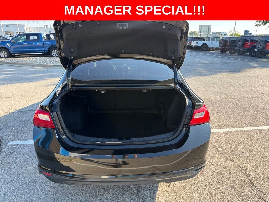 2017 Chevrolet Malibu LT 1LT