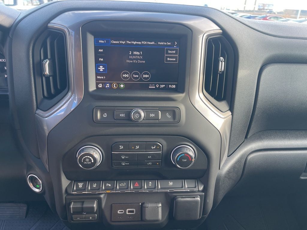 2026 Chevrolet Silverado 2500HD Custom