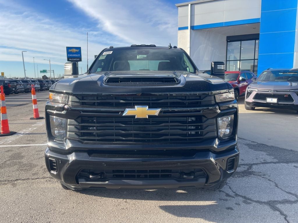 2026 Chevrolet Silverado 2500HD Custom