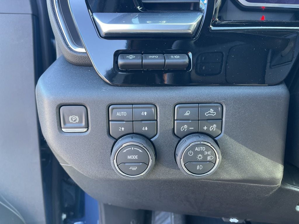 2026 Chevrolet Silverado 3500HD LTZ